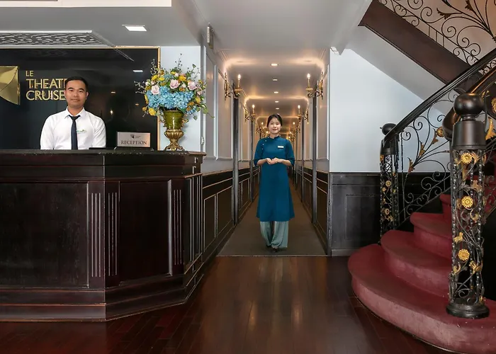 Le Theatre Cruises - Wonder On Lan Ha Bay Hạ Long