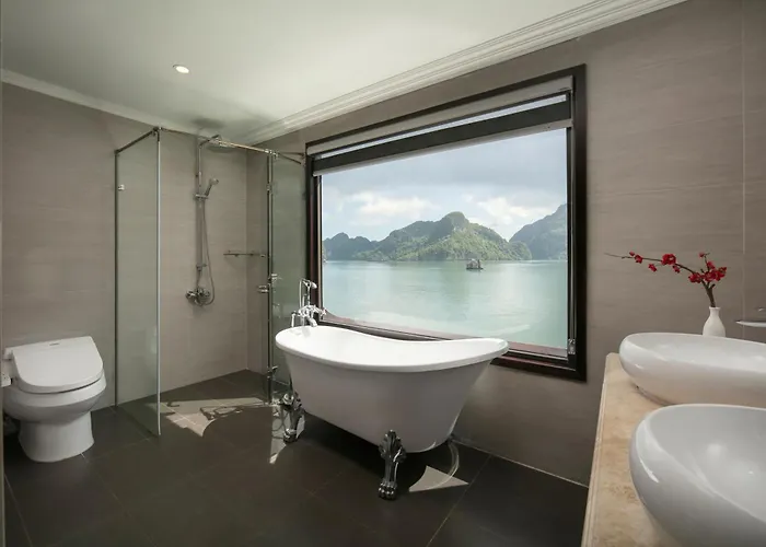 Le Theatre Cruises - Wonder On Lan Ha Bay  5*