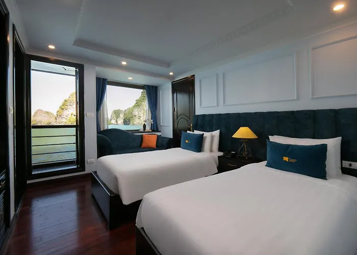 Le Theatre Cruises - Wonder On Lan Ha Bay 
