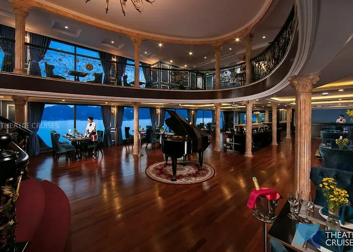 Le Theatre Cruises - Wonder On Lan Ha Bay  Hạ Long