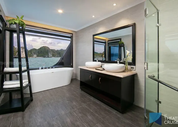 Le Theatre Cruises - Wonder On Lan Ha Bay 